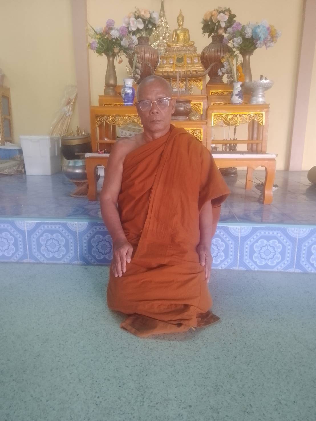 เสถียร